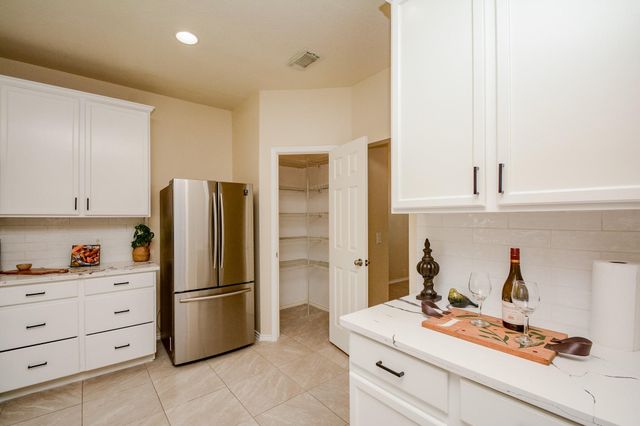 2811 Acacia Fair Lane, Fresno, TX 77545