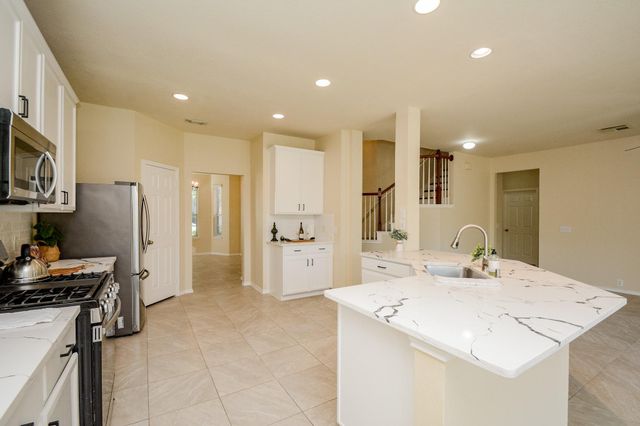 2811 Acacia Fair Lane, Fresno, TX 77545