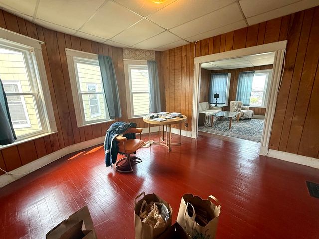 21 Oakland Ave 1, Everett, MA 02149