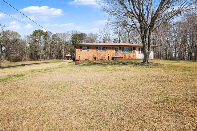 896 Rambling Road, Randleman, NC 27317