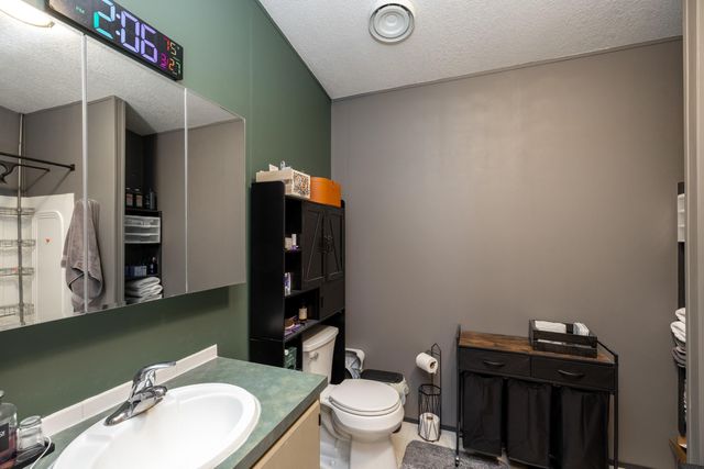 3424 E Garrison Ln, Mead, WA 99021