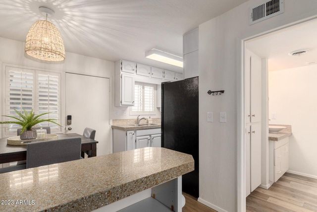 4630 N 68th Street Unit 232, Scottsdale, AZ 85251