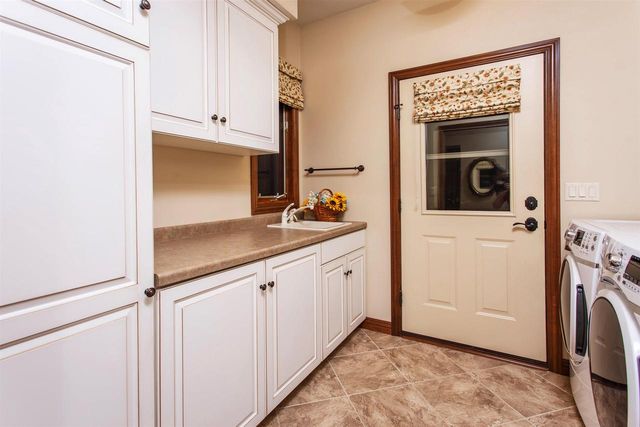 N3168 DEER HAVEN COURT, Peshtigo, WI 54157