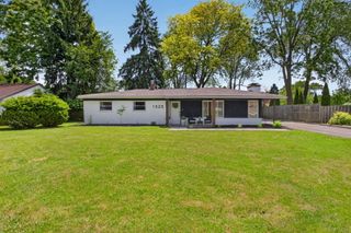 1525 Larrys Drive, Summit Twp, MI 49203