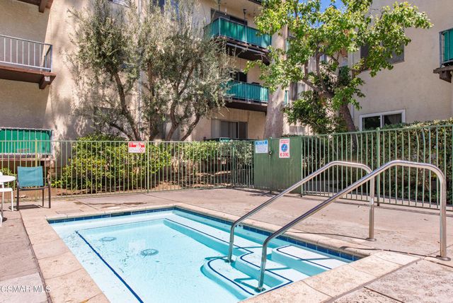 5460 White Oak Avenue B309, Encino, CA 91316