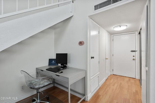 5460 White Oak Avenue B309, Encino, CA 91316