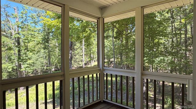 890 Lapla Road, Kingston, NY 12401