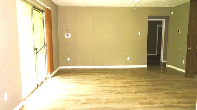 6525 Palm Island Street, Dallas, TX 75241