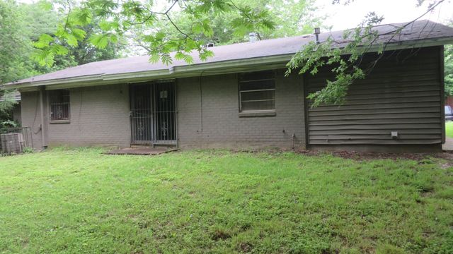 6525 Palm Island Street, Dallas, TX 75241