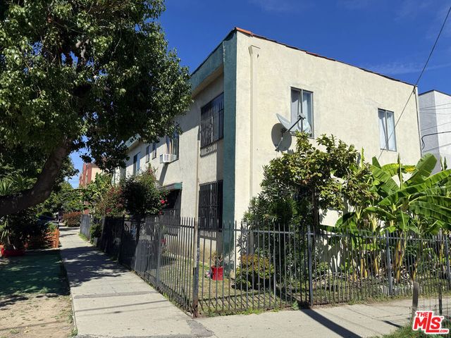 500 N Alexandria Avenue, Los Angeles, CA 90004