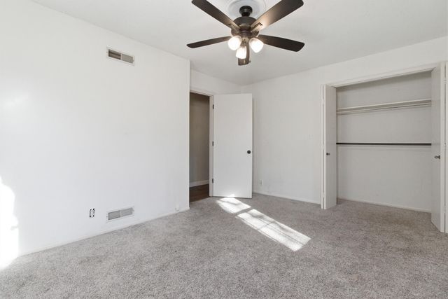 1157 Chateau Drive, West Plains, MO 65775