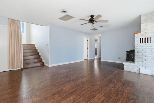 1157 Chateau Drive, West Plains, MO 65775