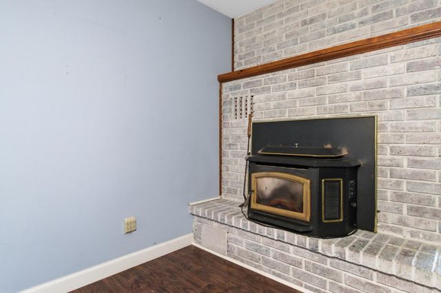 1157 Chateau Drive, West Plains, MO 65775