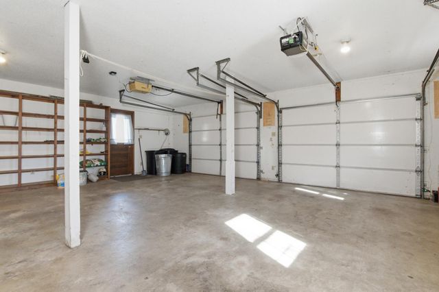 1157 Chateau Drive, West Plains, MO 65775