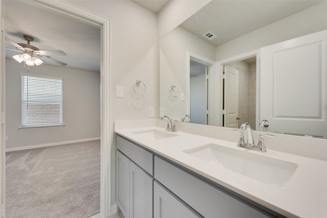 132 Cranz Farm Drive, Saginaw, TX 76179