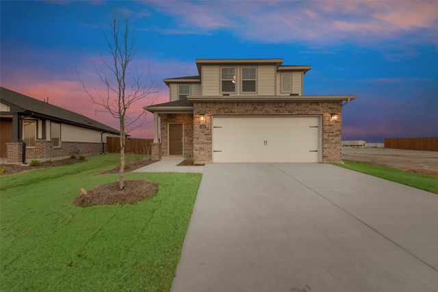 132 Cranz Farm Drive, Saginaw, TX 76179