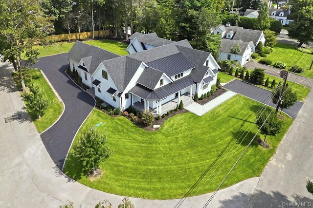 1 Timothy Lane, Huntington Station, NY 11746