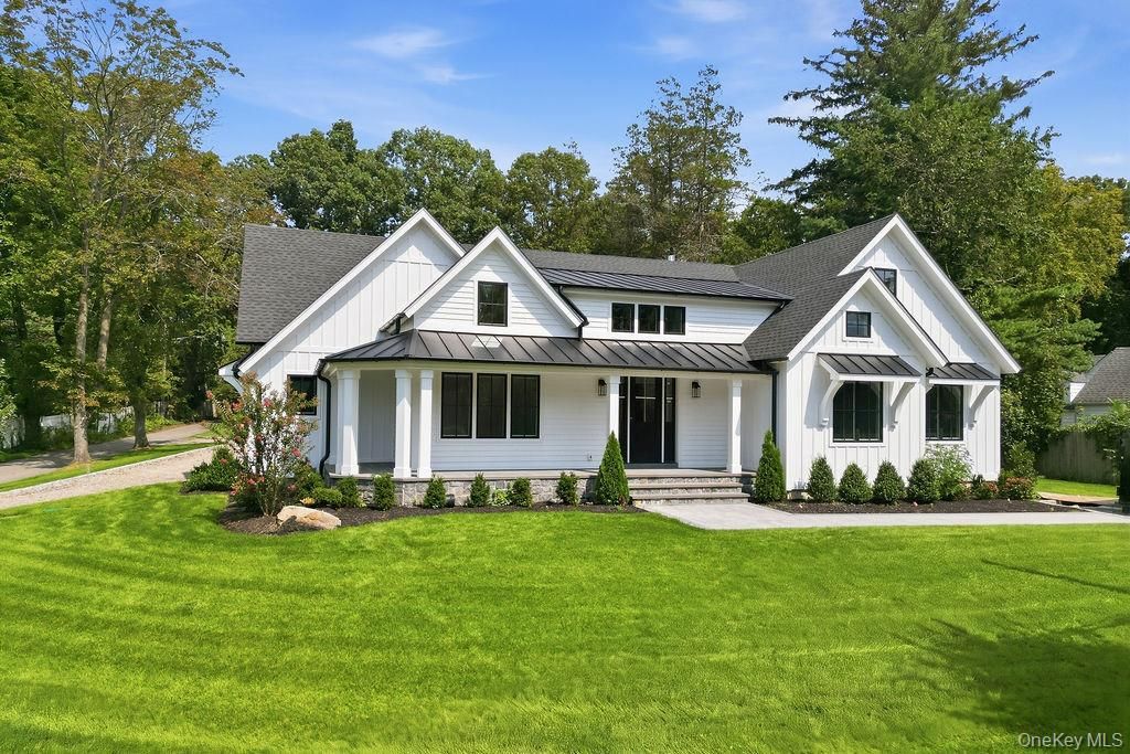 1 Timothy Lane, Huntington Station, NY 11746 — photo 2