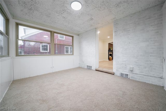 4909 W 220th Street, Fairview Park, OH 44126