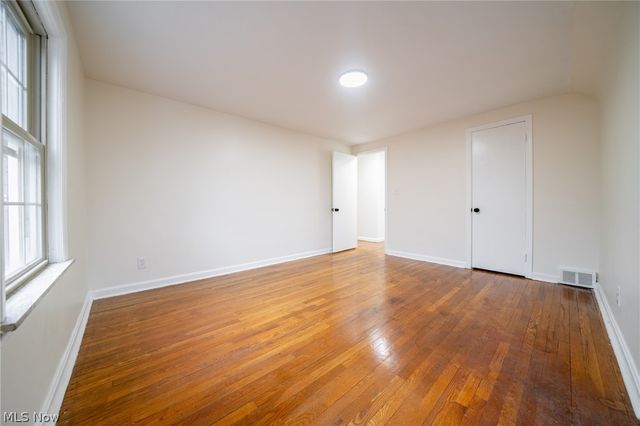 4909 W 220th Street, Fairview Park, OH 44126