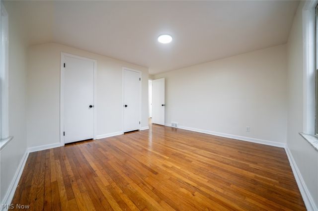 4909 W 220th Street, Fairview Park, OH 44126