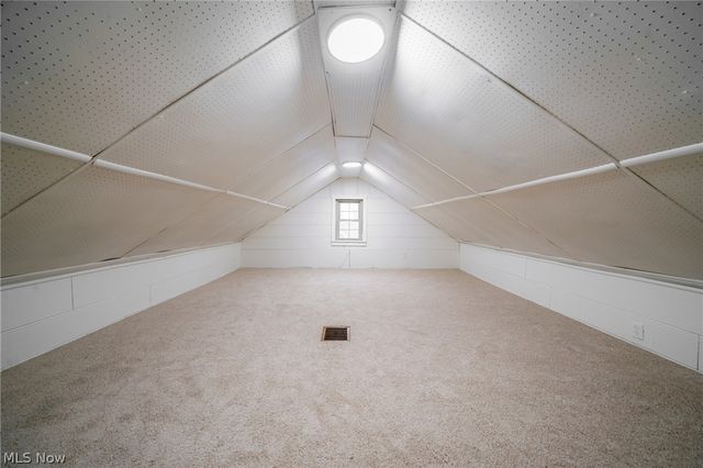 4909 W 220th Street, Fairview Park, OH 44126