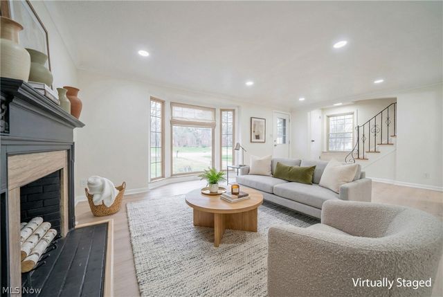 4909 W 220th Street, Fairview Park, OH 44126