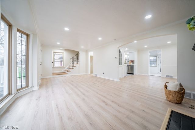 4909 W 220th Street, Fairview Park, OH 44126