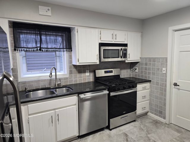 713 Buchanan Street, Toms River, NJ 08753