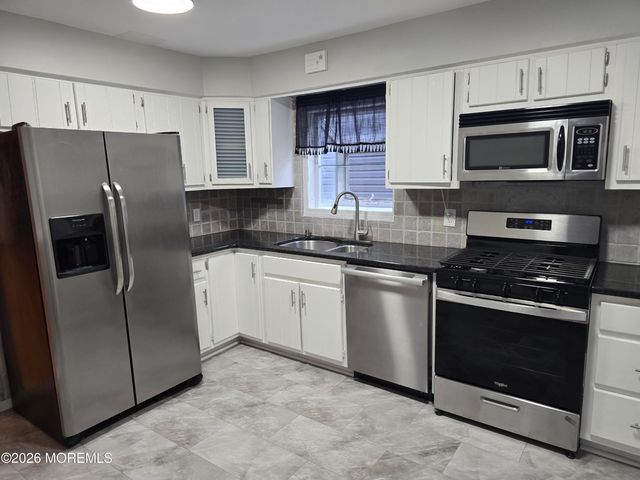 713 Buchanan Street, Toms River, NJ 08753