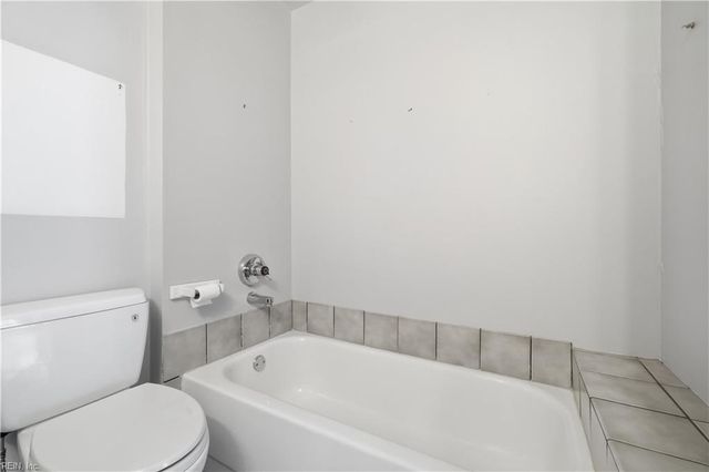 230 W Tazewell St Apt 209, Norfolk, VA 23510