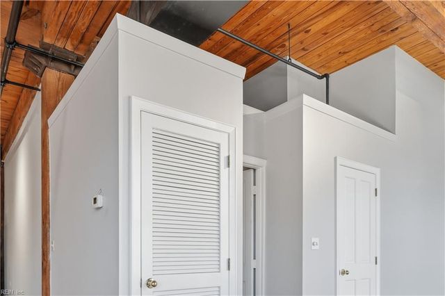 230 W Tazewell St Apt 209, Norfolk, VA 23510