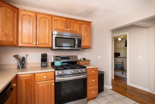 55 E Briggs Rd, Westport, MA 02790