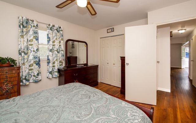 55 E Briggs Rd, Westport, MA 02790