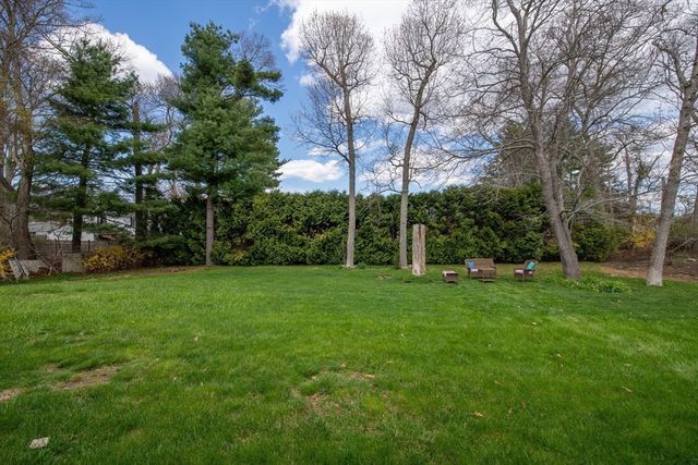 55 E Briggs Rd, Westport, MA 02790