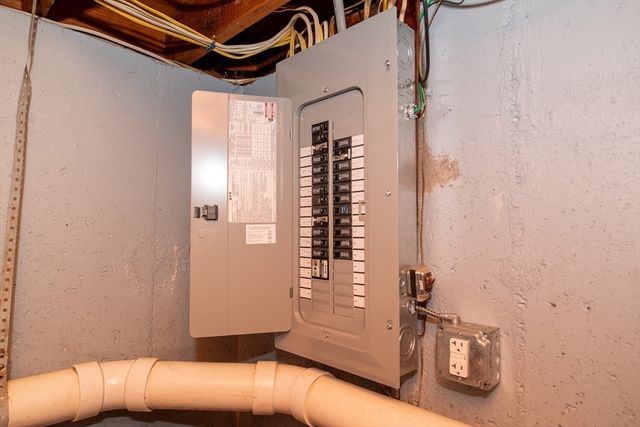 55 E Briggs Rd, Westport, MA 02790