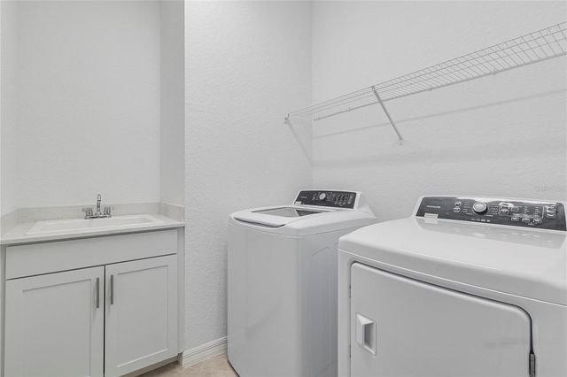 11088 PINOT DRIVE, Venice, FL 34293