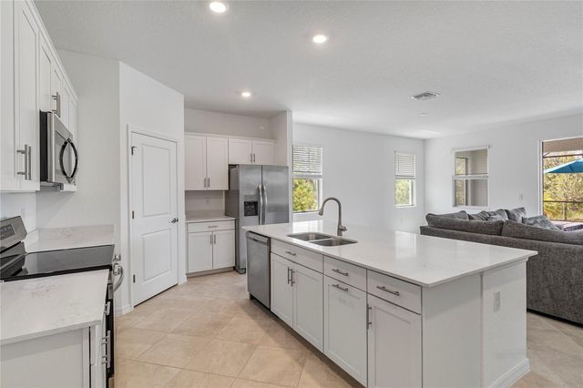 11088 PINOT DRIVE, Venice, FL 34293