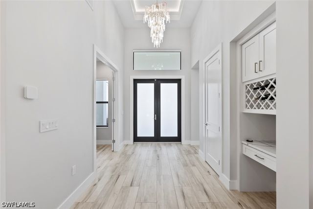 9974 Winterview DR, Naples, FL 34109