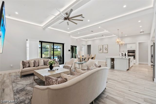 9974 Winterview DR, Naples, FL 34109