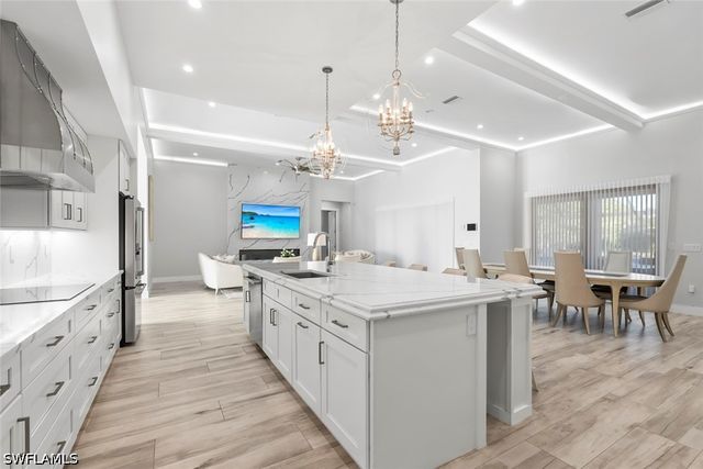 9974 Winterview DR, Naples, FL 34109