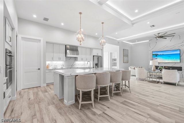 9974 Winterview DR, Naples, FL 34109