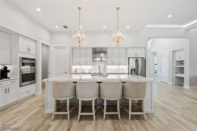 9974 Winterview DR, Naples, FL 34109