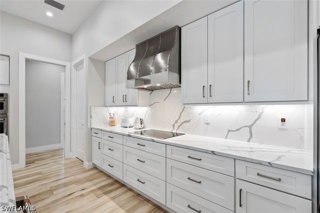 9974 Winterview DR, Naples, FL 34109