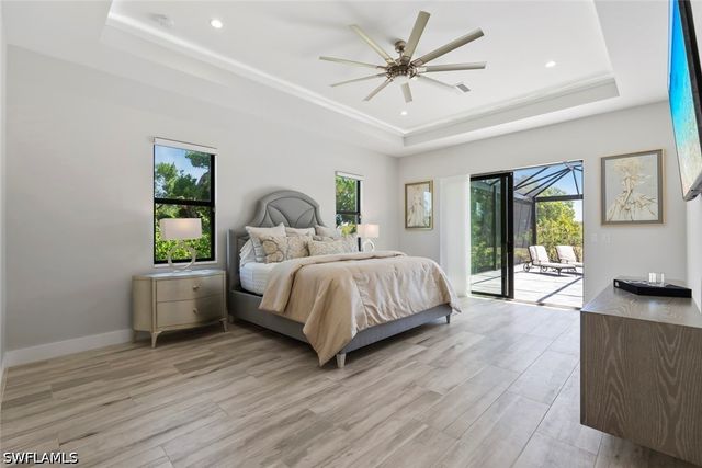9974 Winterview DR, Naples, FL 34109