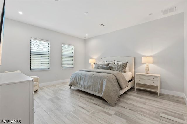9974 Winterview DR, Naples, FL 34109