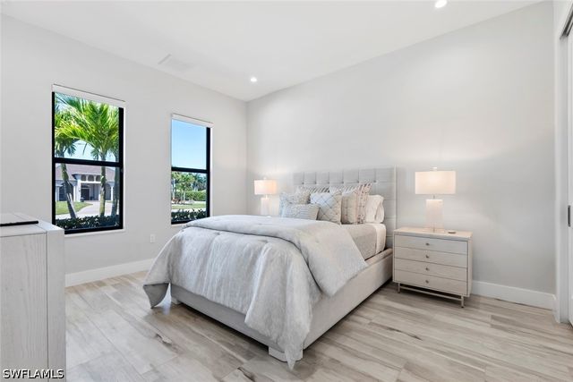 9974 Winterview DR, Naples, FL 34109