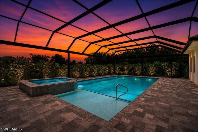 9974 Winterview DR, Naples, FL 34109