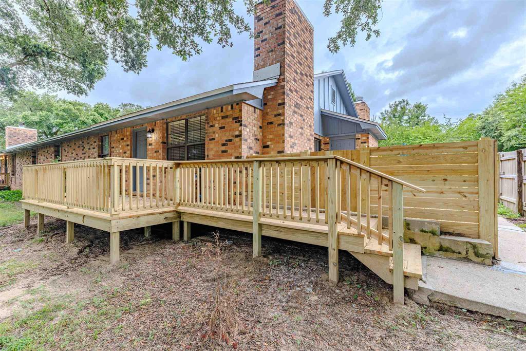 3314 Pine Forest Rd, Cantonment, FL 32533