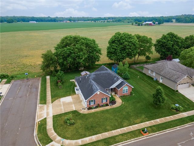 725 Loxley Lane, Troy, OH 45373